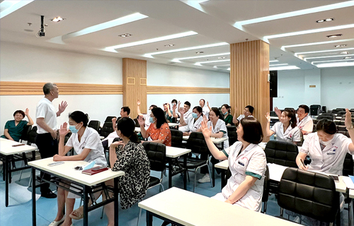 薪火传承，励“医”奋进 | 黄瓜视频
心理治疗兴趣协会顺利完成换届